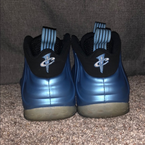 Nike Foamposite sneakers - Picture 3 of 4